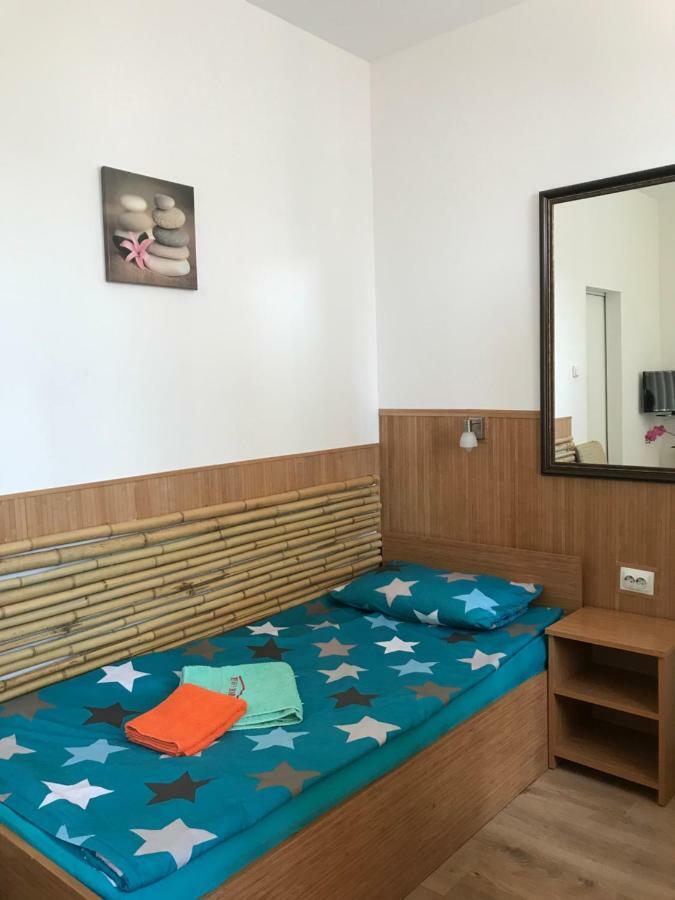 Pension Haus Baron 1 Neckarau マンハイム エクステリア 写真